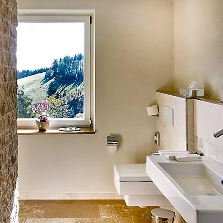 Отель Gut Lilienfein - Gesundheitsoase Mit Naturheilzentrum Kasacker